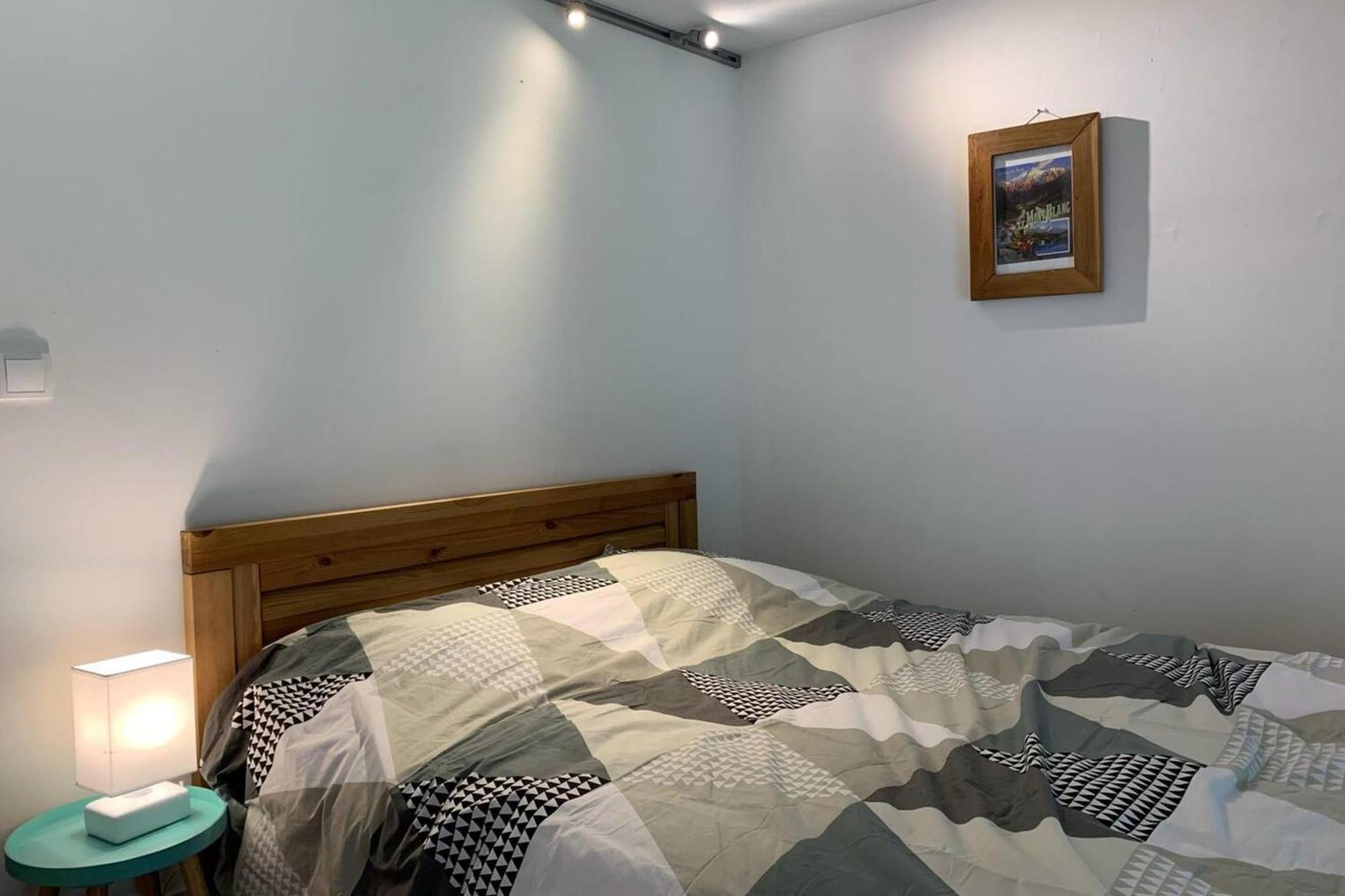 48m With Balcony And Mountain View! Appartamento